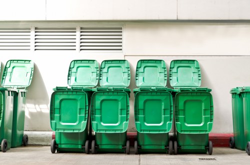 Benefits of hiring a skip for waste management